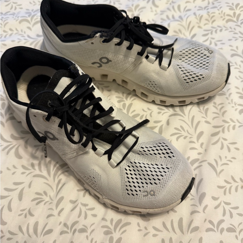 On Cloud’s X Running Shoe